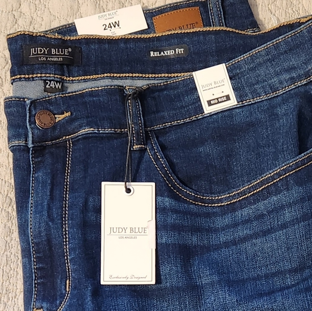 Judy Blue Women's Distressed Dark Blue Boyfriend Jeans